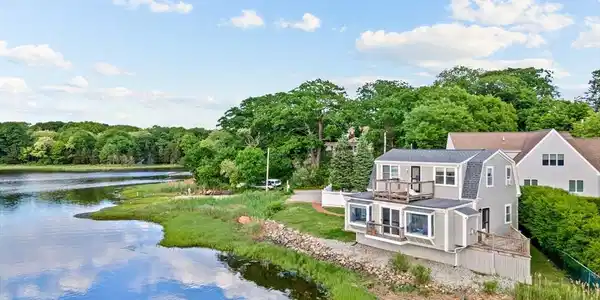 34 Cliff Rd