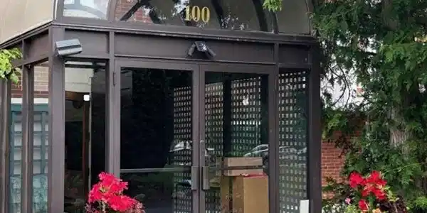 100 Parks St