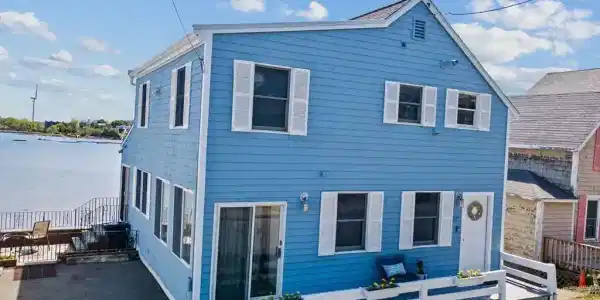 29-A Bay St