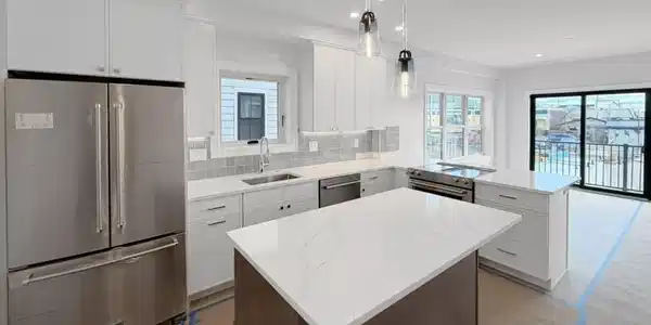 16 North End Blvd