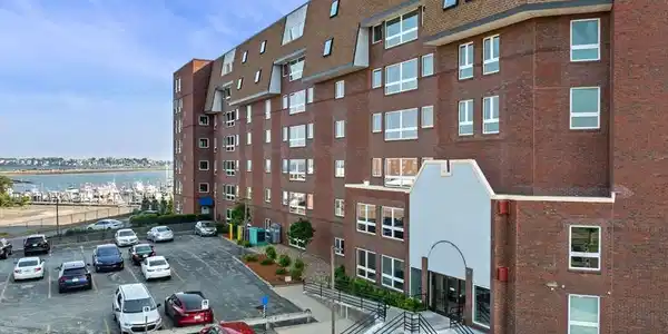 150 Lynnway