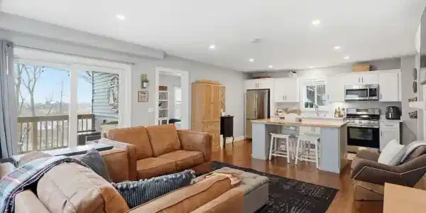 101 Summit Ave