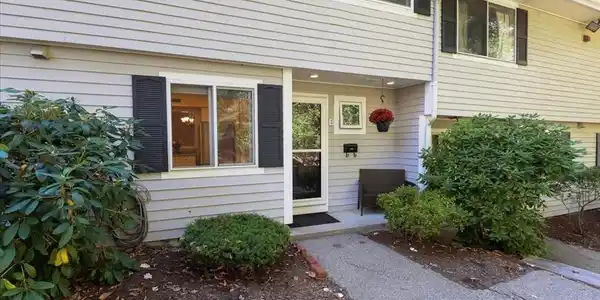 16 Beals Cove Rd