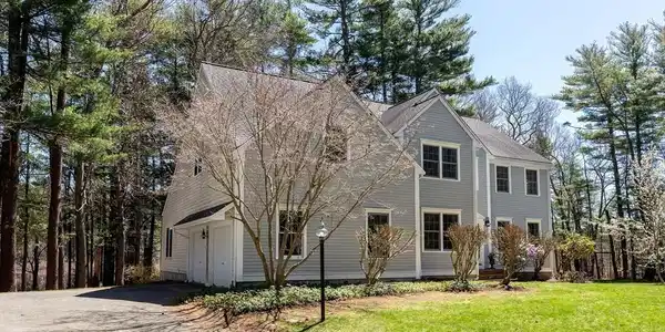 154 Partridge Brook Cir