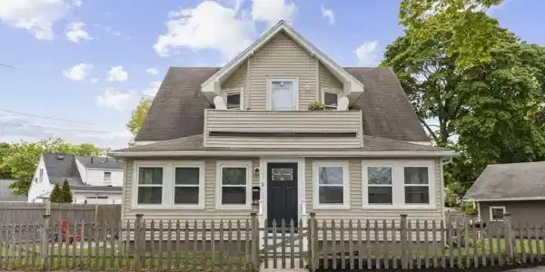 5 Northfield Ave