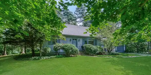 7 Tupola Ln