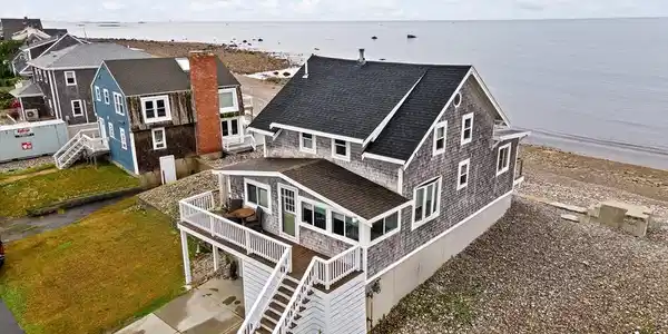 120 Oceanside Dr