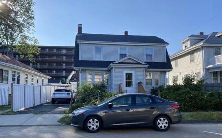 20 Ellington Rd