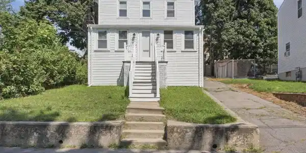 112 Stoughton St