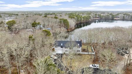 11 Elizabeth Ln
