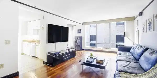 3 Avery St