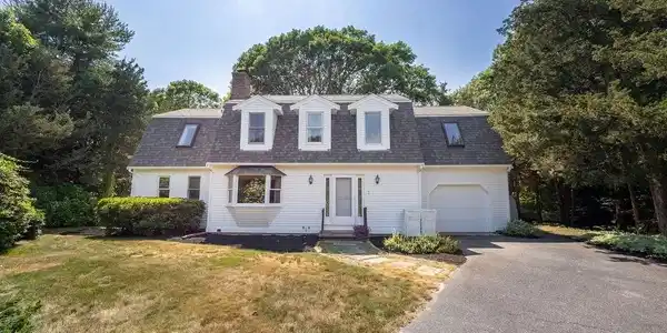 5 Samoset Ln