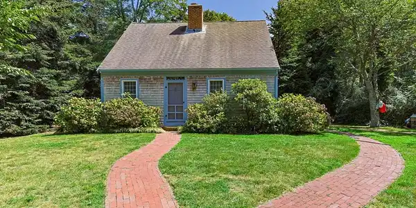 241 Tonset Rd