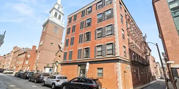 181 Salem Street