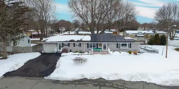 145 Mount Hope Rd