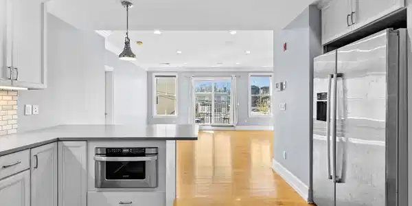 37 P St