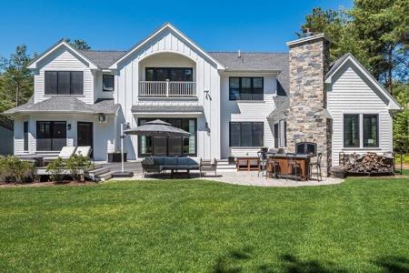 110 Ryecroft