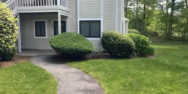 196 Eaton Lane