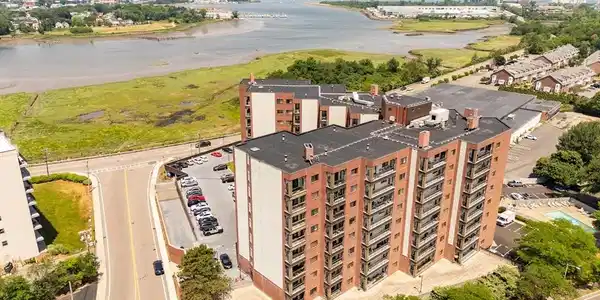 90 Quincy Shore Dr