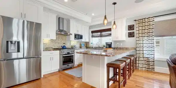 627 E 2nd Street