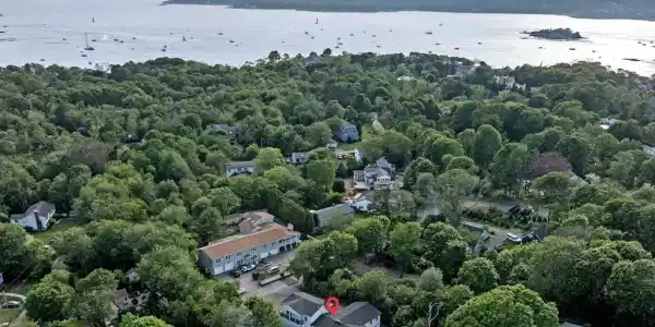 30 Grapevine Road