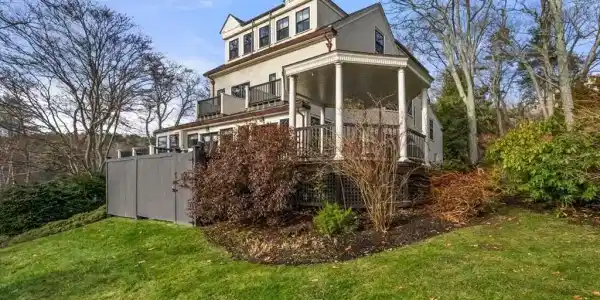468 Summer Street