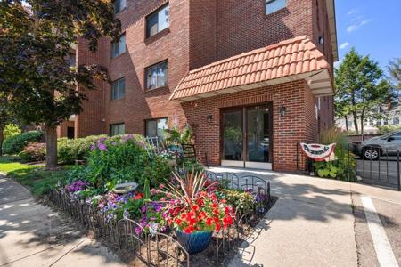 20 Nahant Pl