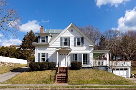 394 Sandwich St