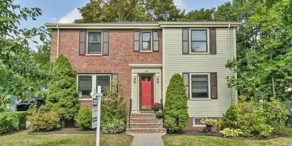 64 Ashland St