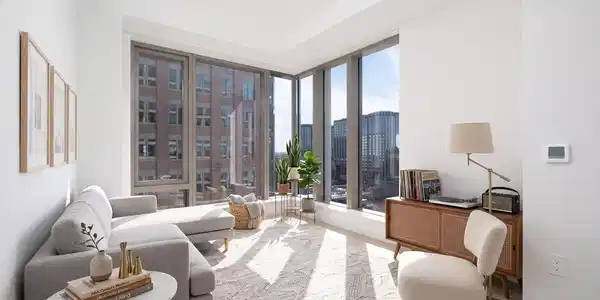 135 Seaport Blvd