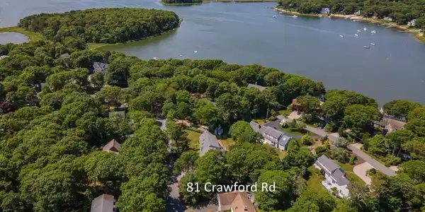 81 Crawford Rd