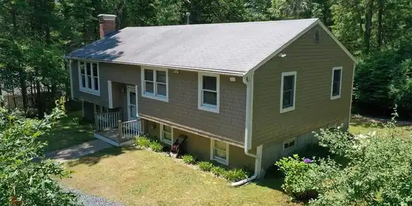 789 Long Pond Rd