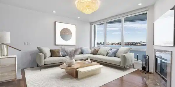 17 Constellation Wharf
