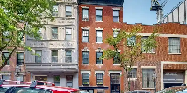 11 Irving St