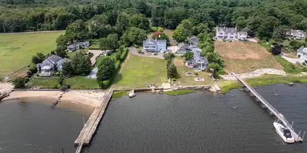 272 Delano Rd