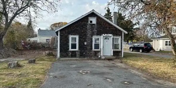 24 Wareham Ave