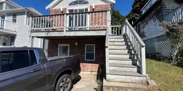 9A Roosevelt Ave