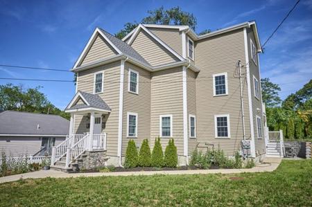 13 Harris St