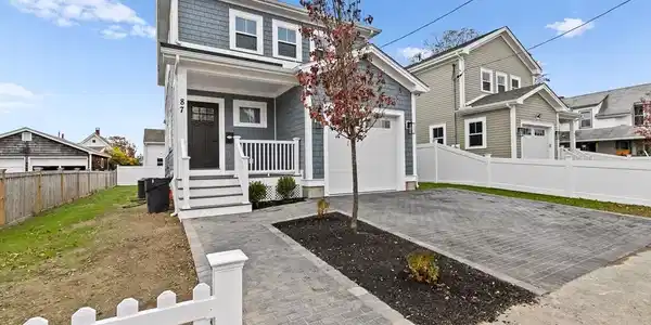 87 Bird St