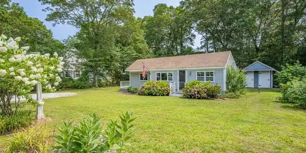 40 Red Lily Pond Rd