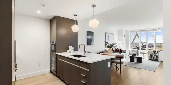 100 Lovejoy Wharf