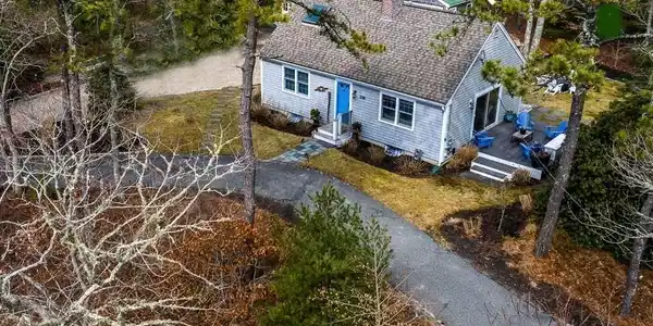 220 Lewis Pond Rd