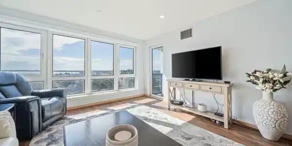 1001 Marina Drive