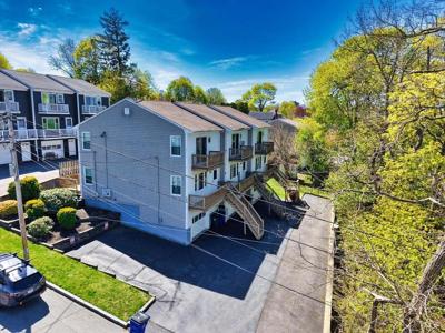 103 Valentine St