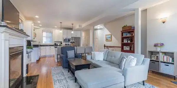 2 Lamson St