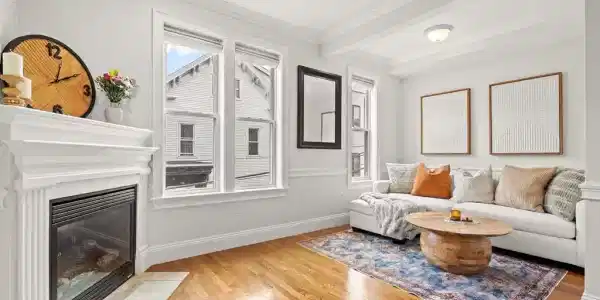 53 Woodward St