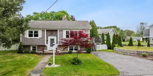 8 Stackpole Cir