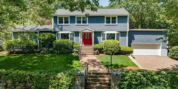 24 Flume Rd.