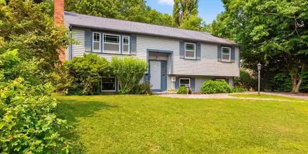 106 Tanglewood Dr