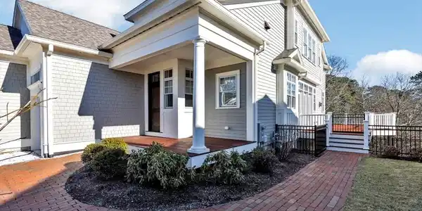 28B Clayton Cir.